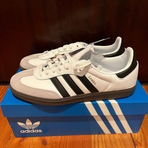 Women’s new Samba sneakers